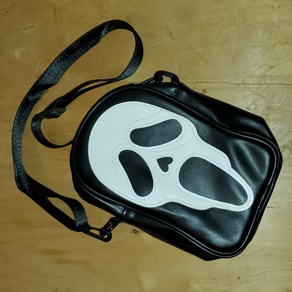 COPY - COPY - GHOSTFACE SCREAM CROSSBODY BAG PURSE ADJUSTABLE STRAP